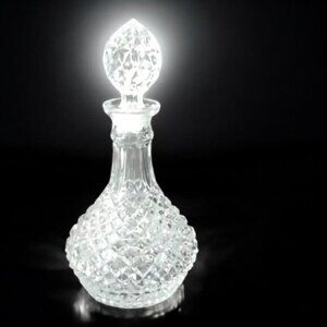 Vintage 12" Tall Crystal Whisky Decanter, Exquisite Glassware for Fine Spirits